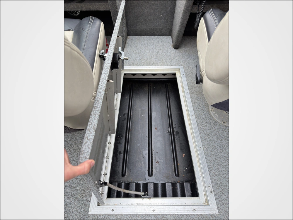 2014 Legend 20 Xtr With 175hp Mercury Verado alt