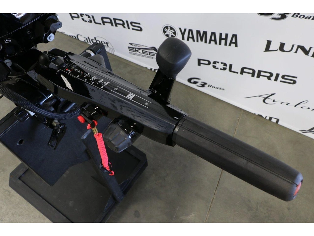 2026 Mercury 15mh Pied Court (15 Pouces) alt