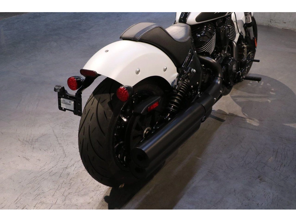 2025 Indian Motorcycle Indian Sport Chief alt