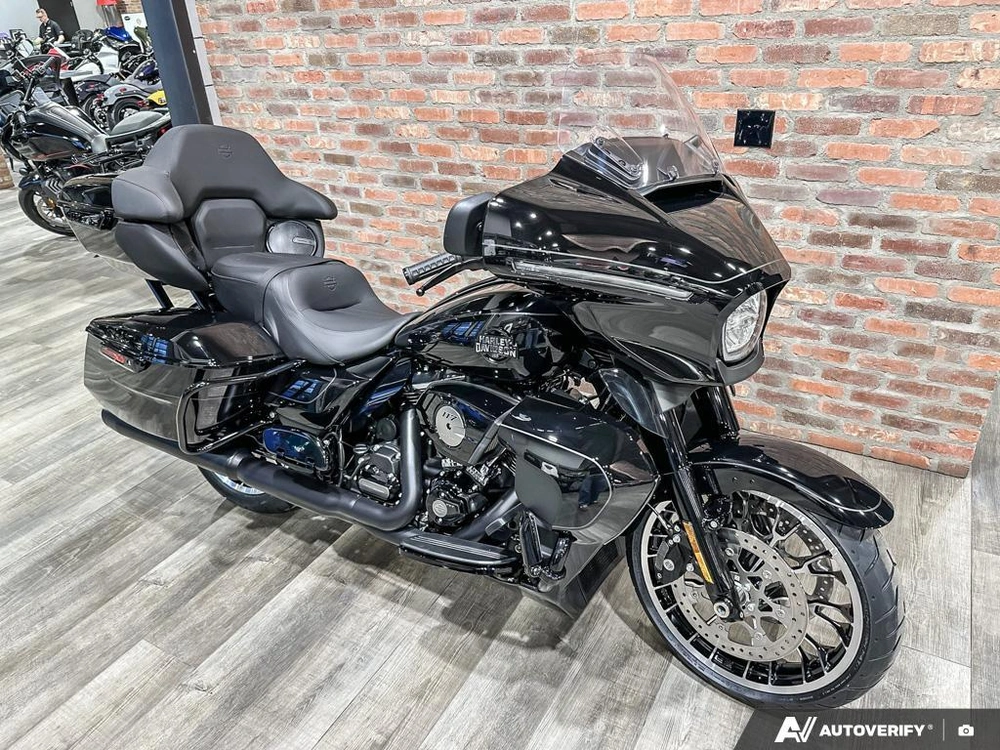 2026 Harley-davidson Street Glide Limited alt
