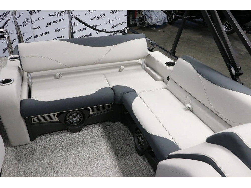 2026 Avalon Avalon Lsz 2385 Versatile Rear Bench Platinum + Yamaha Vmax 150 Hp alt