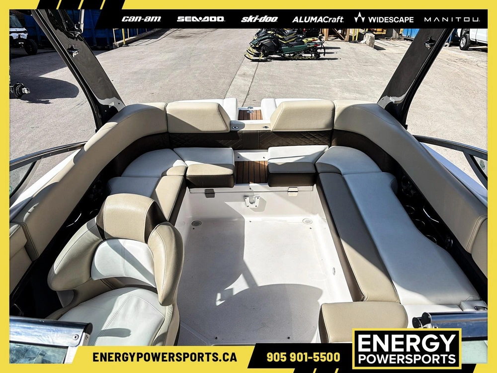 2013 Regal Regal 2300 alt