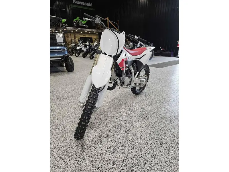 2026 Yamaha YZ125 70TH ANNIVERSARY EDITION thumbnail 2