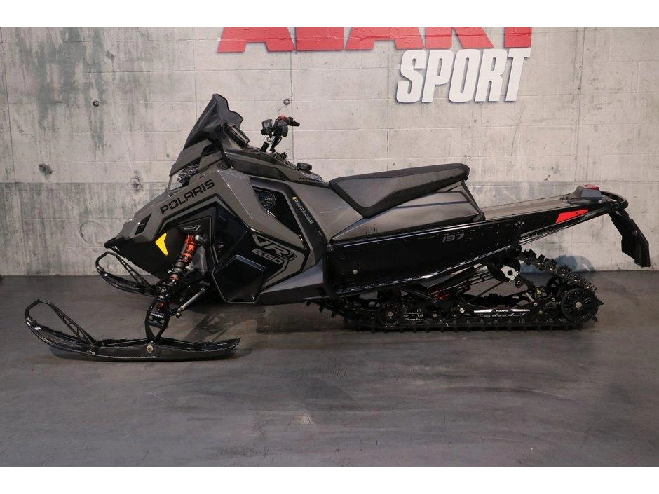 2025 Polaris Polaris 650 Indy Vr1 Dynamix 137 Snowcheck (exclusif) alt