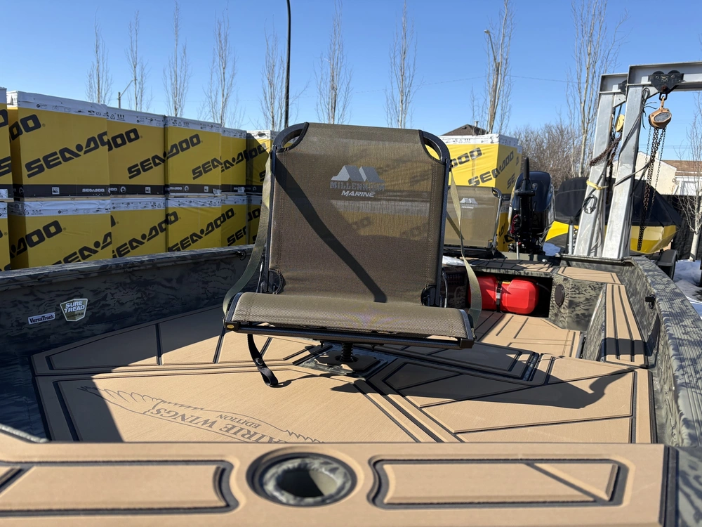 2026 Tracker 1650t Duckboat 40 Tiller 40rlhpt 4s Efi alt