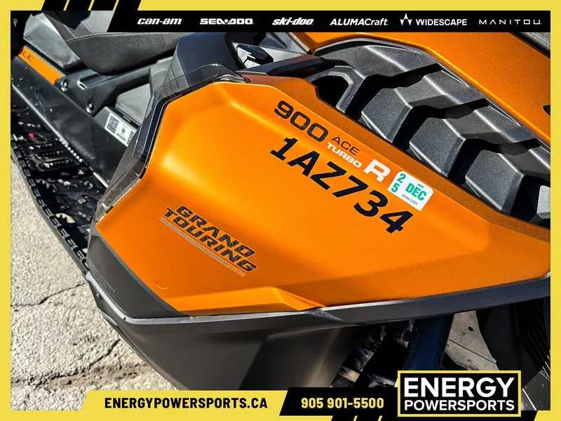 Ski-Doo GRAND TOURING LE w/ PLATINUM Pkg 900 ACE Turbo R Silent Ice Track II 1.25" E.S. w/ 10.25" Touchscreen 2025
