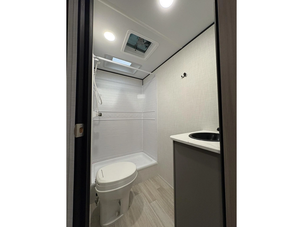 Hideout 199bhs 2026 alt