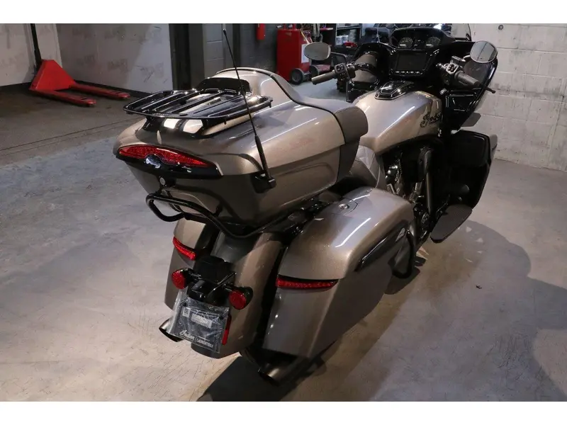 2026 Indian Motorcycle Pursuit Dark Horse + 112 thumbnail 13