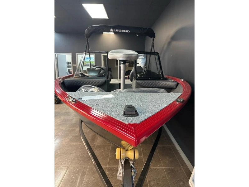 Legend Legend 17 Xt Black/chili Red 2026 alt