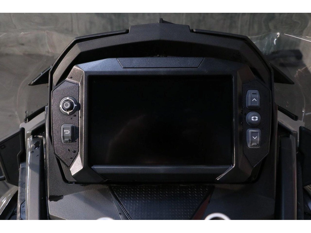 Polaris Polaris 650 Titan Adventure 1.5'' 7s 2025 alt