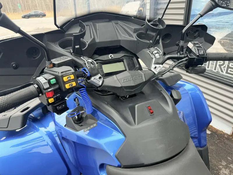 Can-Am OUTLANDER MAX XT 850 2023