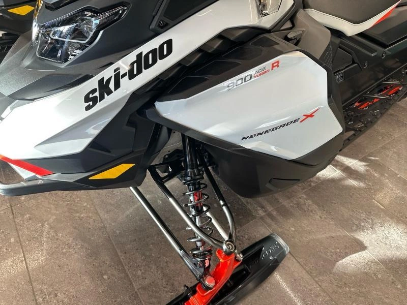 Ski-doo Renegade X 900 Ace Turbo R Ice Ripper Xt 1.5'' E.s. 2026 alt