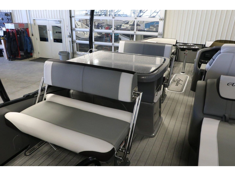 2023 Avalon Catalina Platinum 2585 Entertainer Funship + Mercury 200 Hp alt