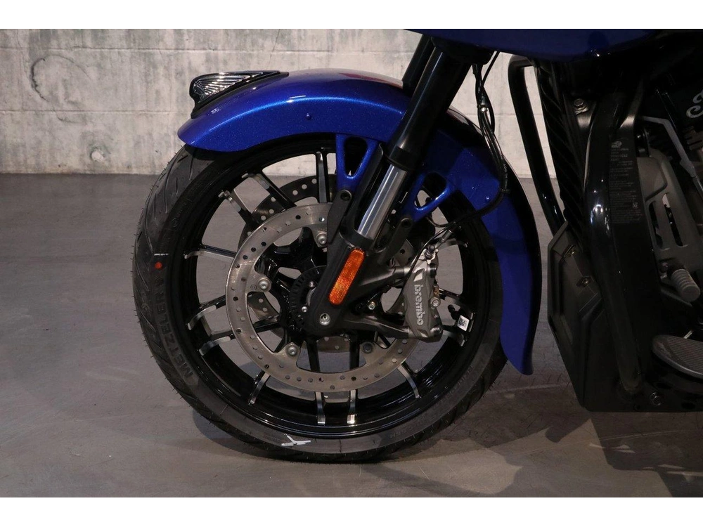 Indian Motorcycle Indian Challenger Dark Horse 2026 alt