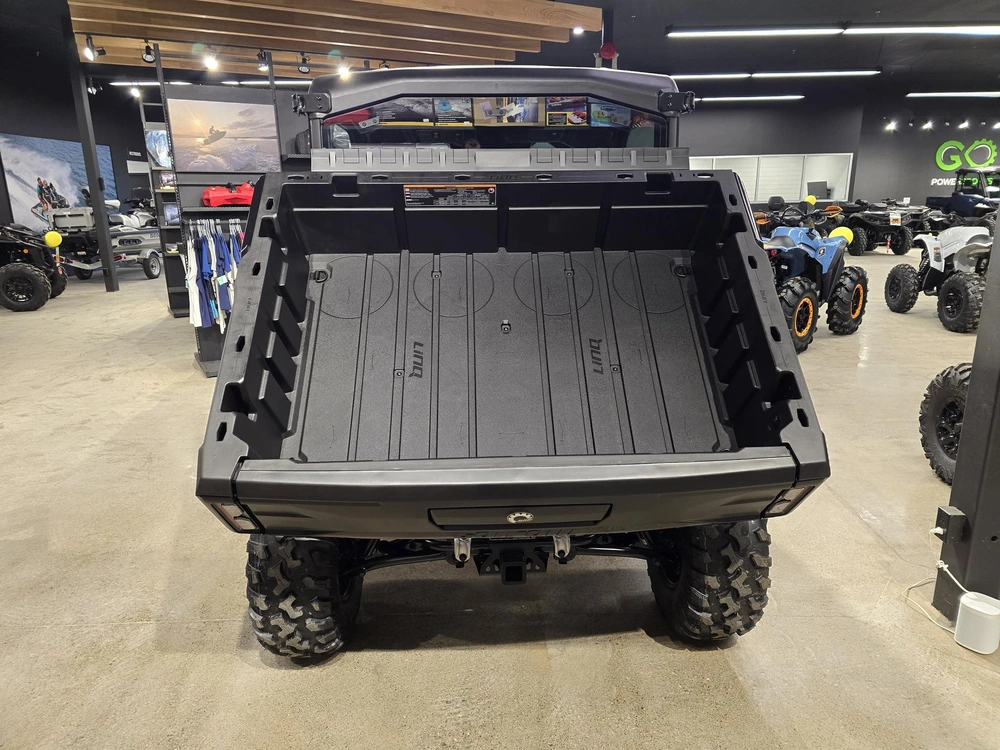 2026 Brp Defender Xt Cab Hd11 With 10.25 In. Infotainment alt