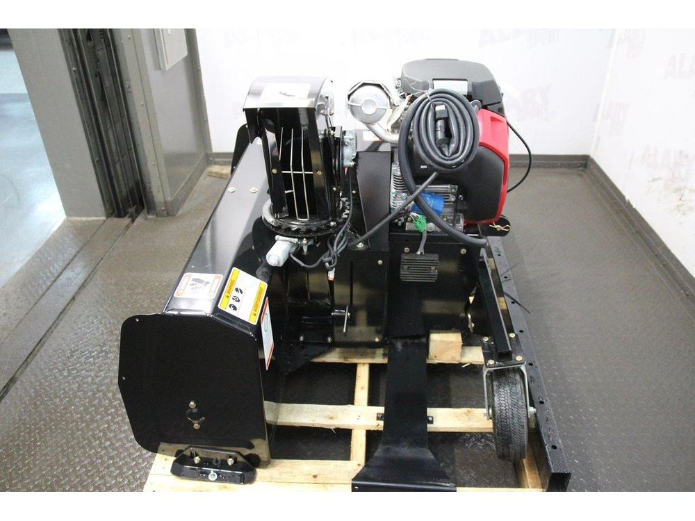 Bercomac Bercomac Versatile 48'' + Moteur Honda 20 Hp 2025 alt