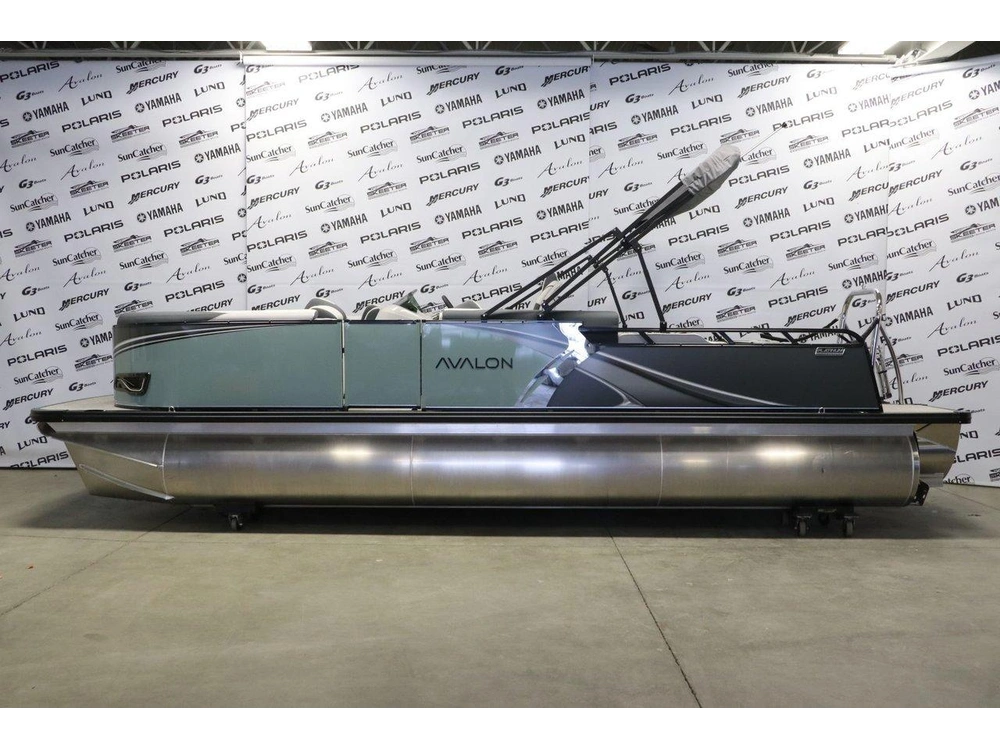 2026 Avalon Avalon Lsz 2385 Versatile Rear Bench Platinum + Yamaha Vmax 150 Hp alt