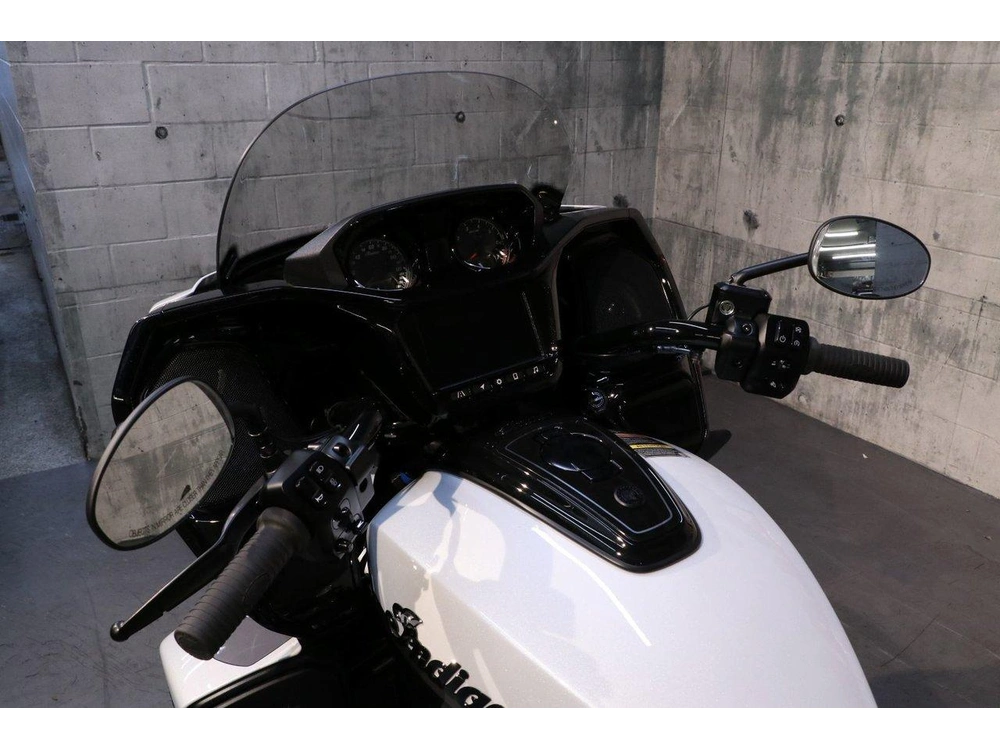 2026 Indian Motorcycle Pursuit Dark Horse 112 & Powerband Audio alt