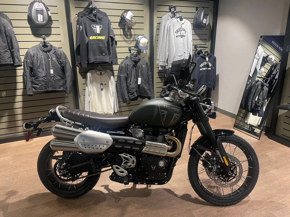 2026 Triumph Scrambler 1200 X - Matt Khaki Green alt