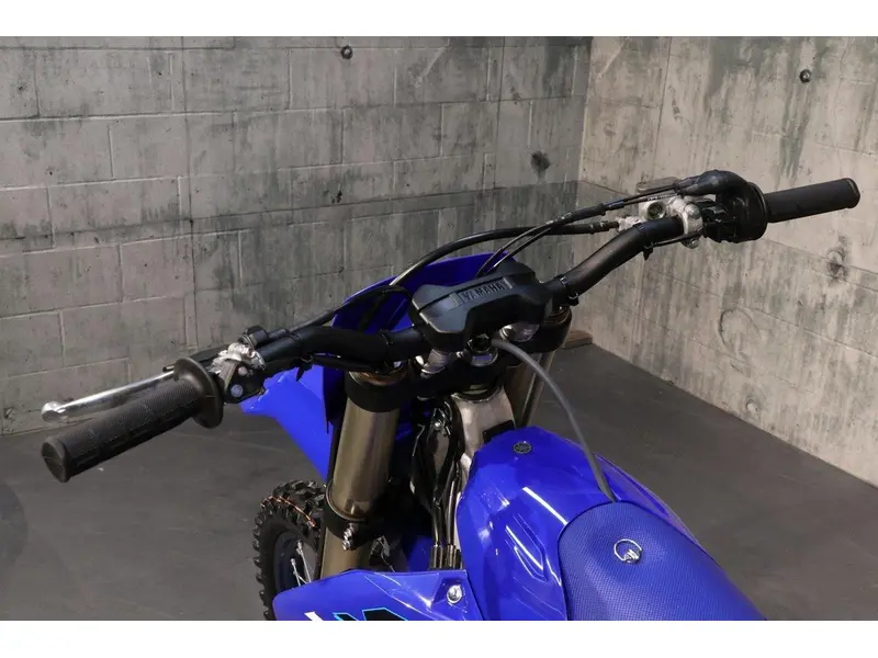 2024 Yamaha YZ450FX thumbnail 6