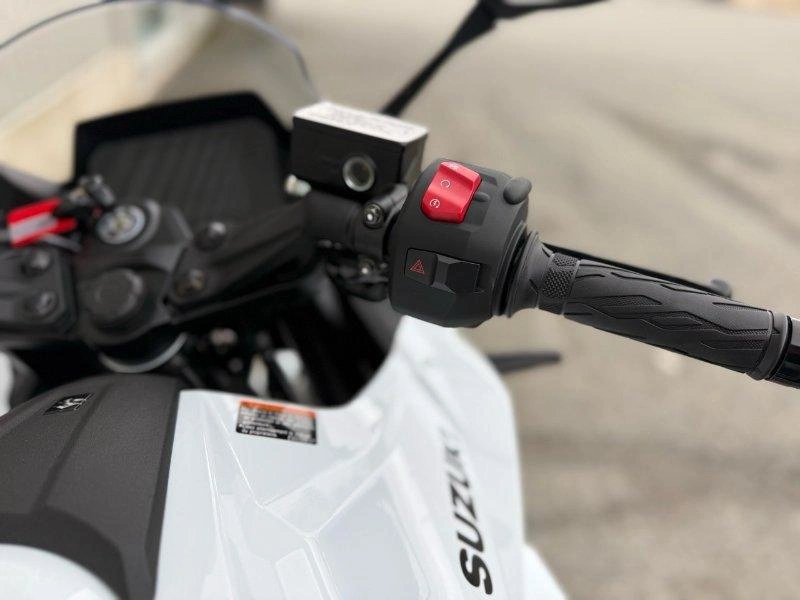 Suzuki Gsx-8r 2026 alt