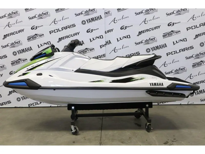 2026 Yamaha VX DELUXE thumbnail 2