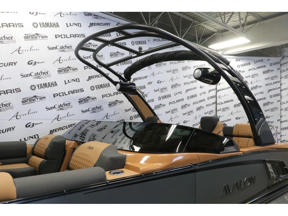 2026 Avalon Avalon Excalibur Ltd 2785 Vrbw + Mercury Verado 425 Hp alt