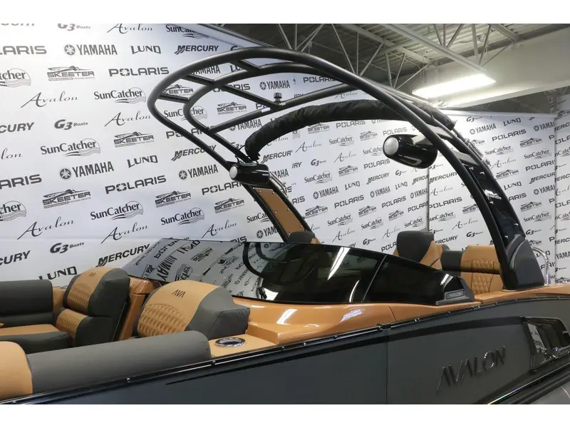 2026 Avalon AVALON EXCALIBUR LTD 2785 VRBW + MERCURY VERADO 425 HP thumbnail 18
