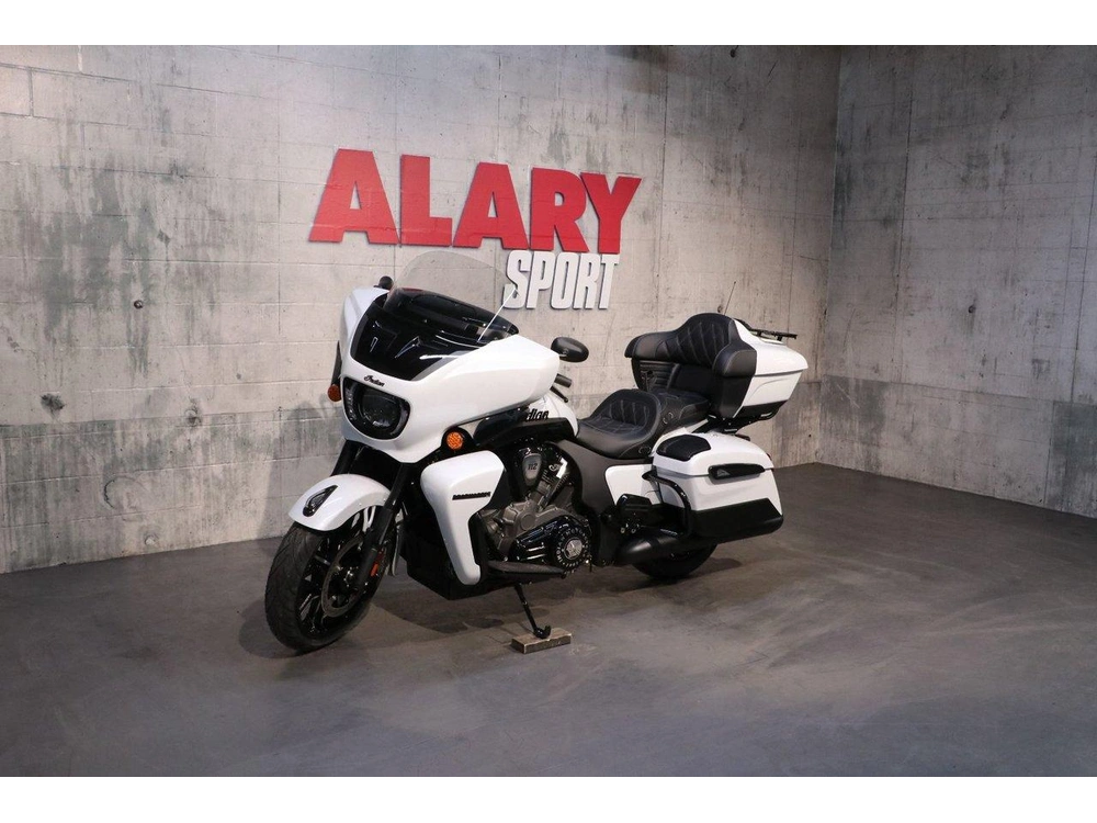 Indian Motorcycle Indian Roadmaster Powerplus Dark Horse +112 & Powerband Audio 2026 alt