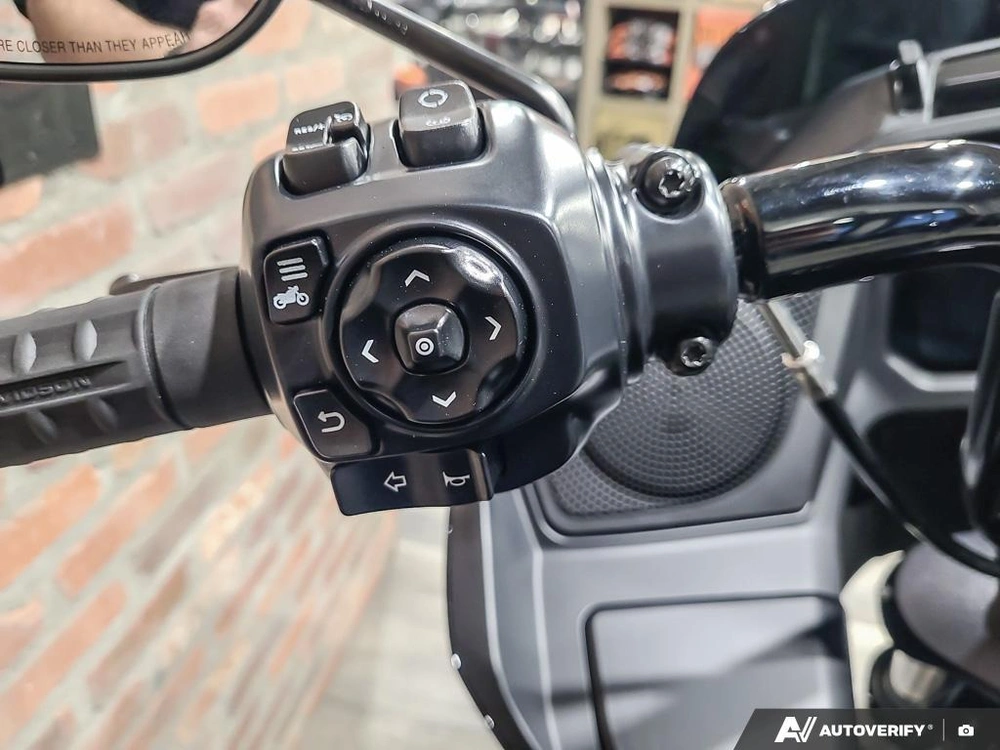 2026 Harley-davidson Road Glide alt