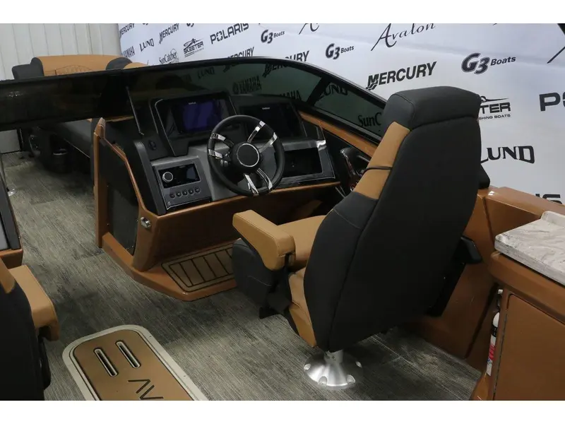 2026 Avalon AVALON EXCALIBUR LTD 2785 VRBW + MERCURY VERADO 425 HP thumbnail 11