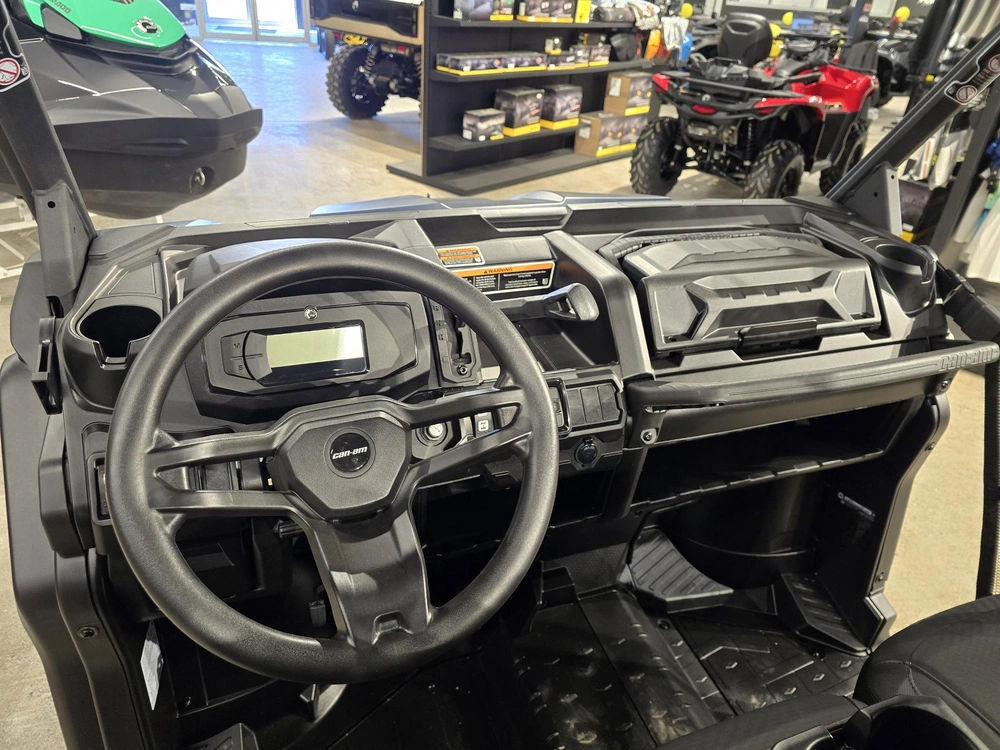 2025 Brp Defender Xt Hd7 alt