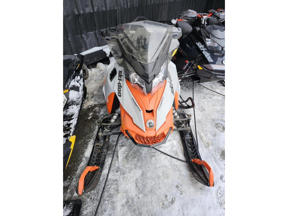 2015 Ski-doo Renegade Backcountry 137 800r E-tec alt