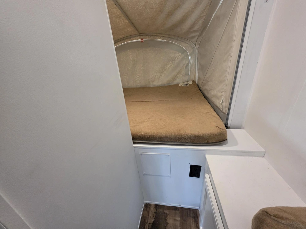 2016 Jayco Jay Feather 17xfd alt