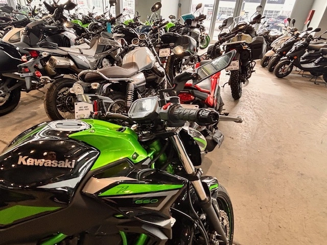 Kawasaki Z650 Abs Z650 Zr650 Er650 Z Zr Er 650 Abs 2022 alt