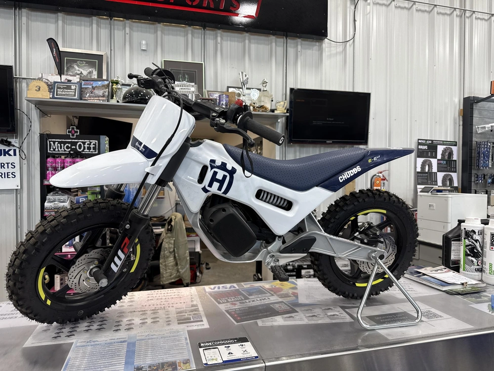 2025 Husqvarna Ee 2 alt