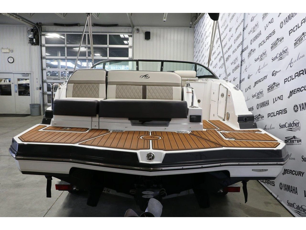 2021 Monterey Boats Monterey M4 + Mercruiser 6.2l alt