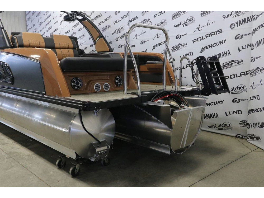 2026 Avalon Avalon Excalibur Ltd 2785 Vrbw + Mercury Verado 425 Hp alt