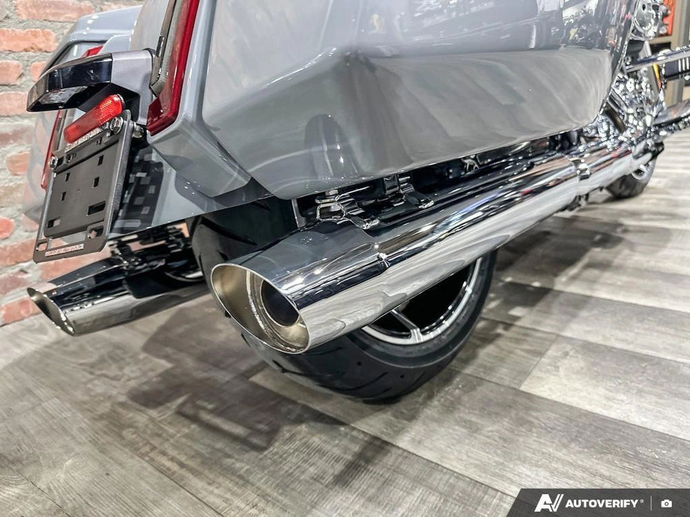 2026 Harley-davidson Road Glide alt