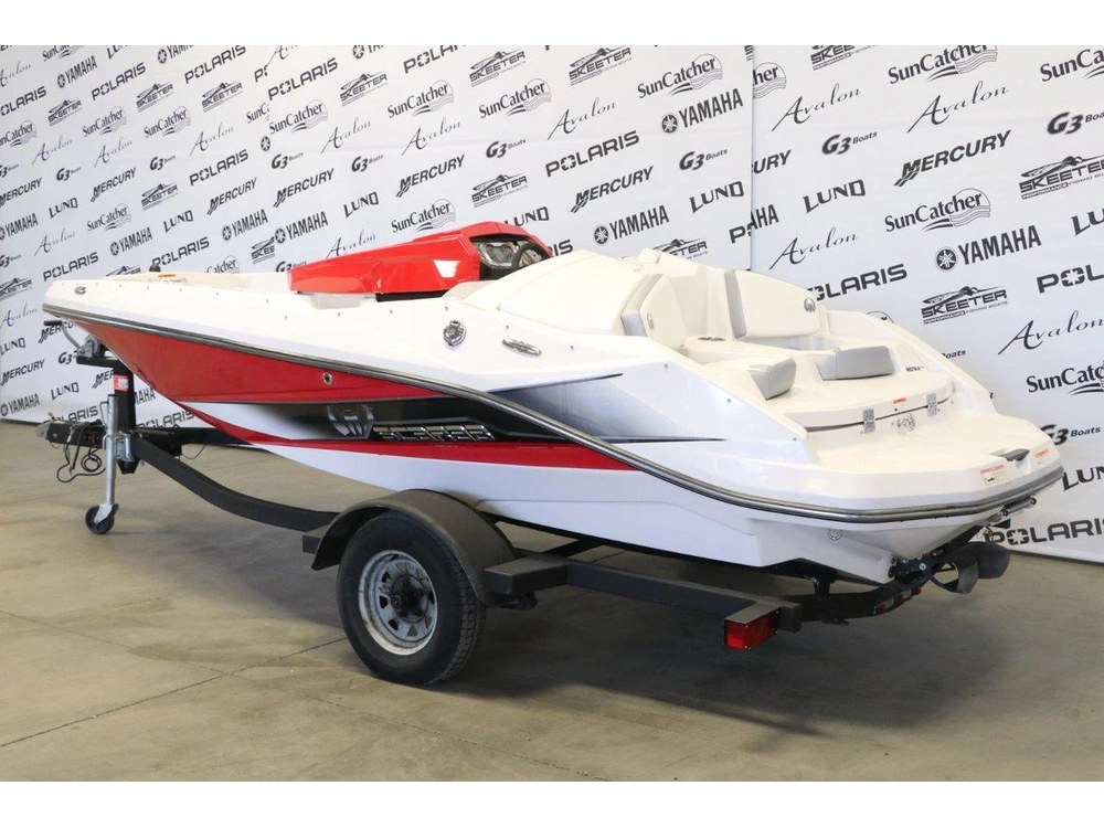 2016 Scarab 165 Ho alt