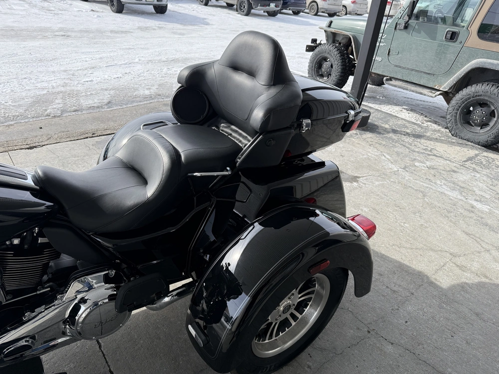 2023 Harley-davidson Tri Glide Ultra alt