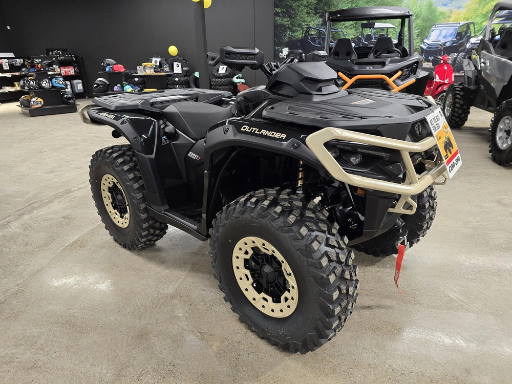 2026 Brp Outlander Backcountry 1000r alt