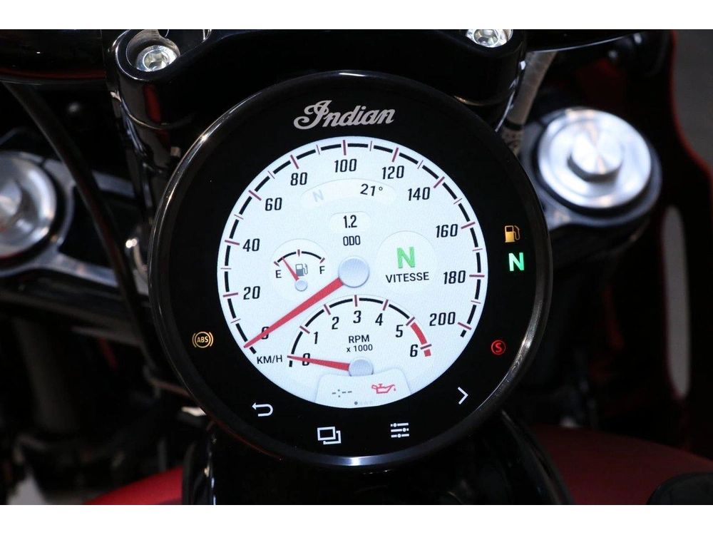 Indian Motorcycle Sport Chief Rt 2025 alt