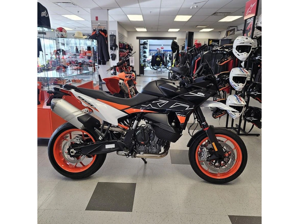 2024 Ktm 890 Smt alt