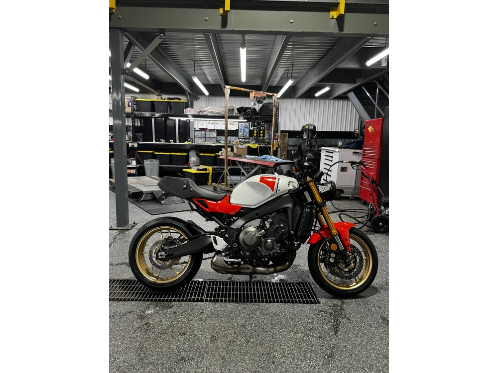 2024 Yamaha Xsr900 alt