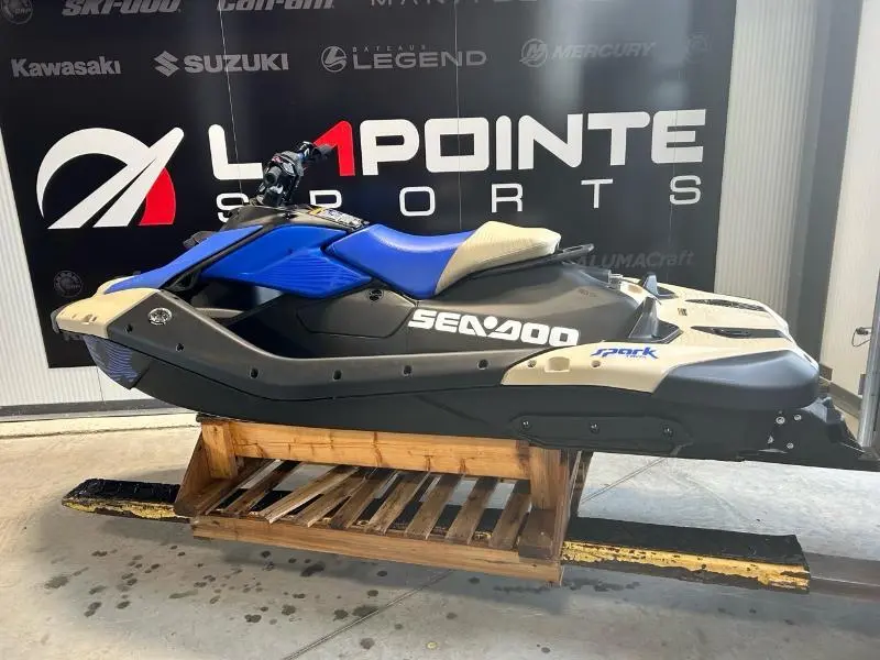 2025 Sea-Doo Spark Trixx 1P (Audio)