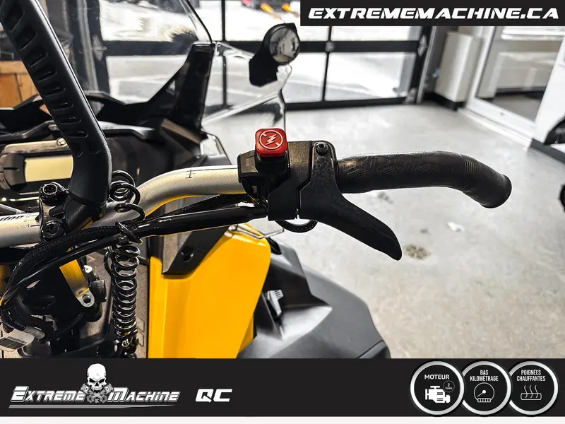 SKIDOO SKI DOO SKANDIC SPORT 600EFI 20 POUCES VÉHICULE POLYVALENT!!! 2024
