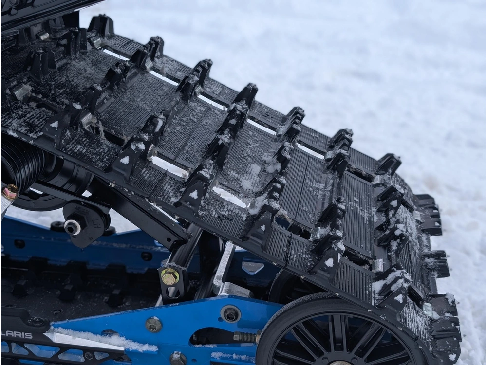 2026 Polaris Sno-26 9r Indy Xcr 137 alt