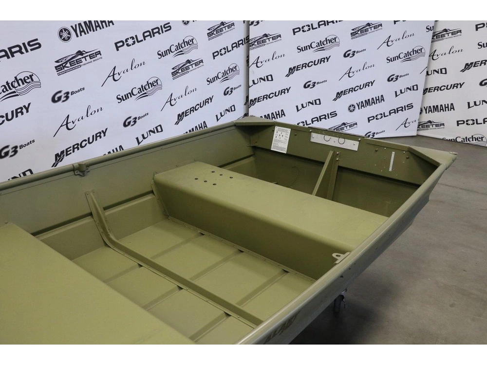 Lund Z1040 Jon Boat 2026 alt