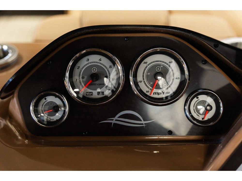 Suncatcher Fusion 324 Ss + Moteur Yamaha 150 Hp 2025 alt